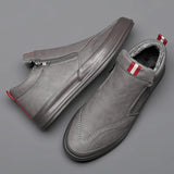 BROOKS LEATHER SNEAKERS