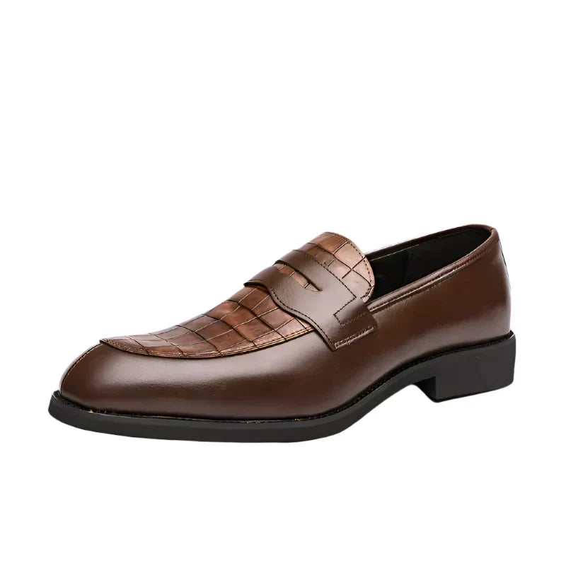 Zorren™ | Timeless Croc-Detail Loafer